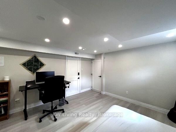 B2 - 31 Bowerbank Dr, Toronto, M2M 1Z9 | Image 2