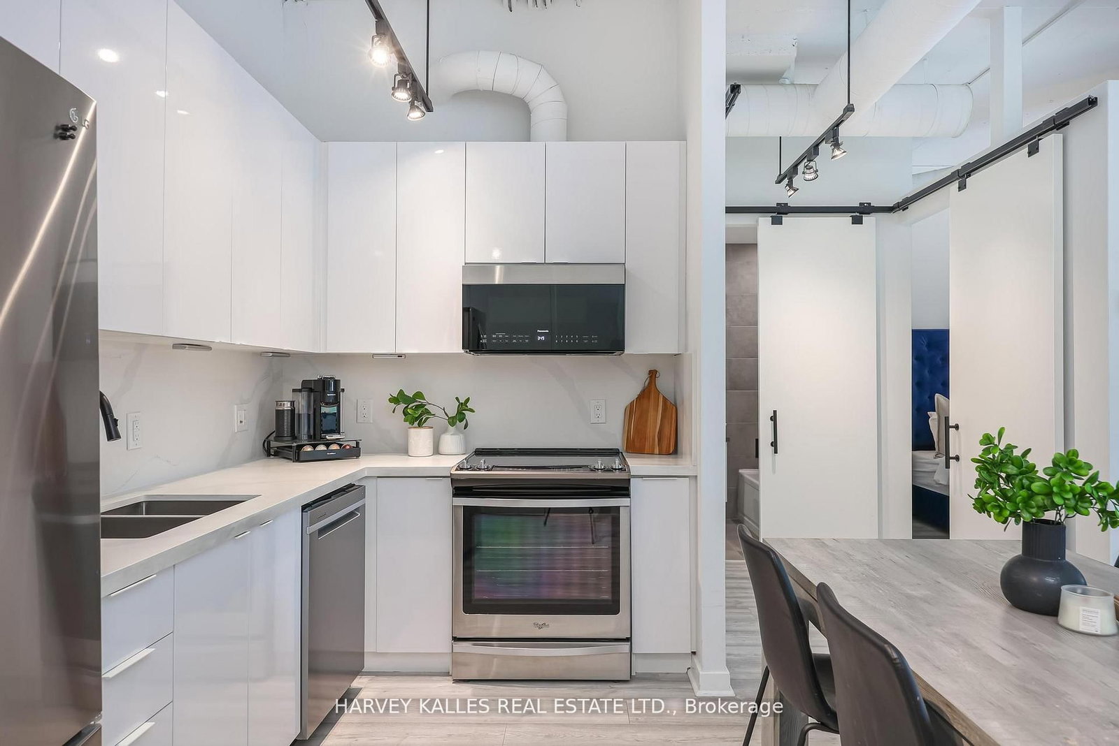 Condo for sale at 412-188 Eglinton Avenue, Toronto, Ontario, M4P 2X7 - Mount Pleasant West - MLS: C12993128