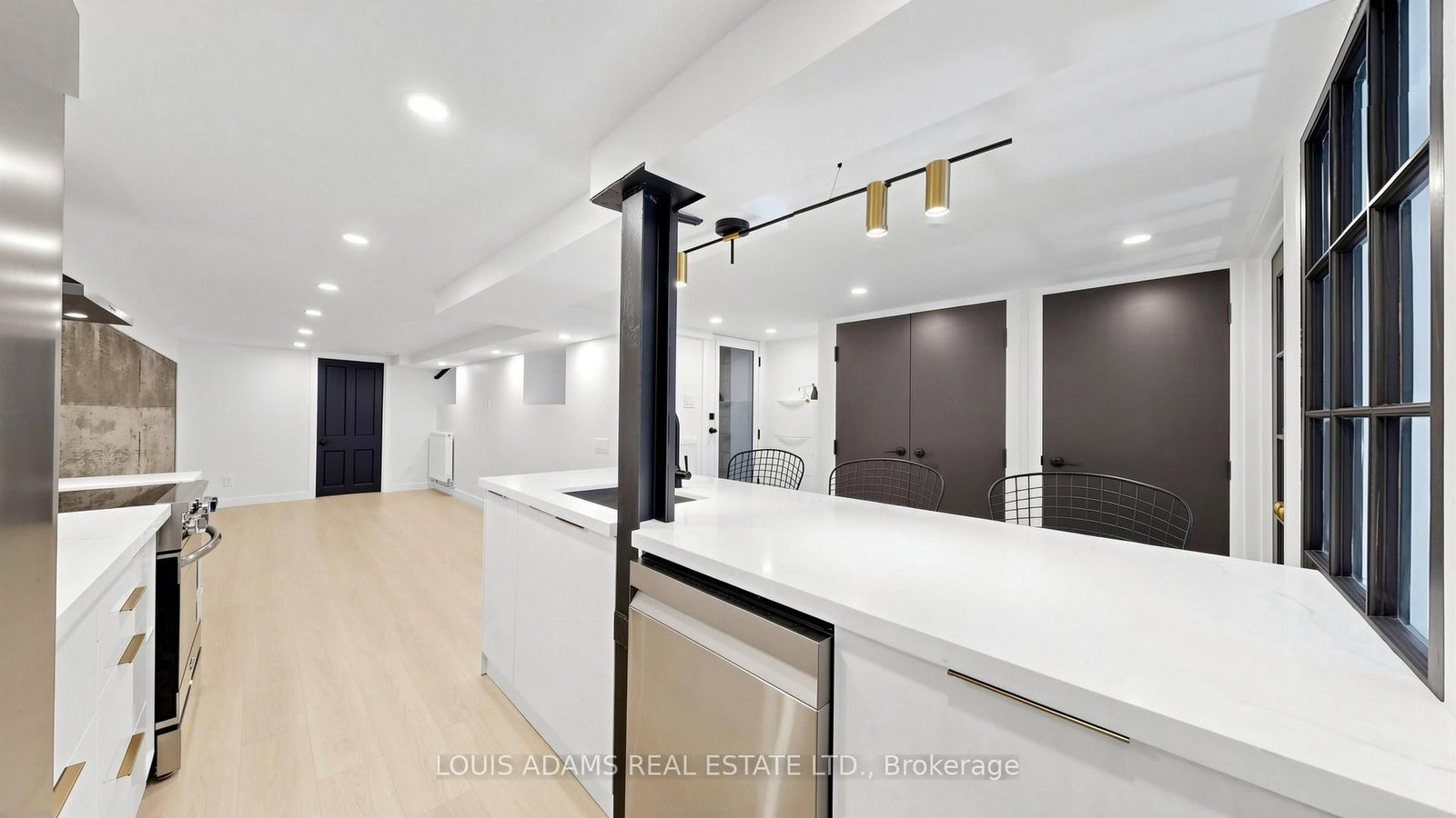 363 Dovercourt Road - Photo 2