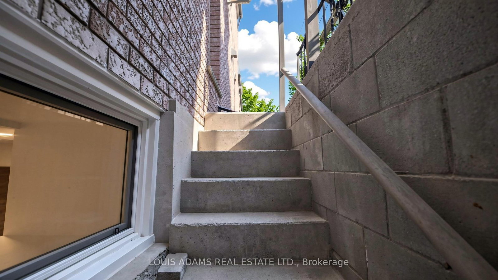 363 Dovercourt Road - Photo 27