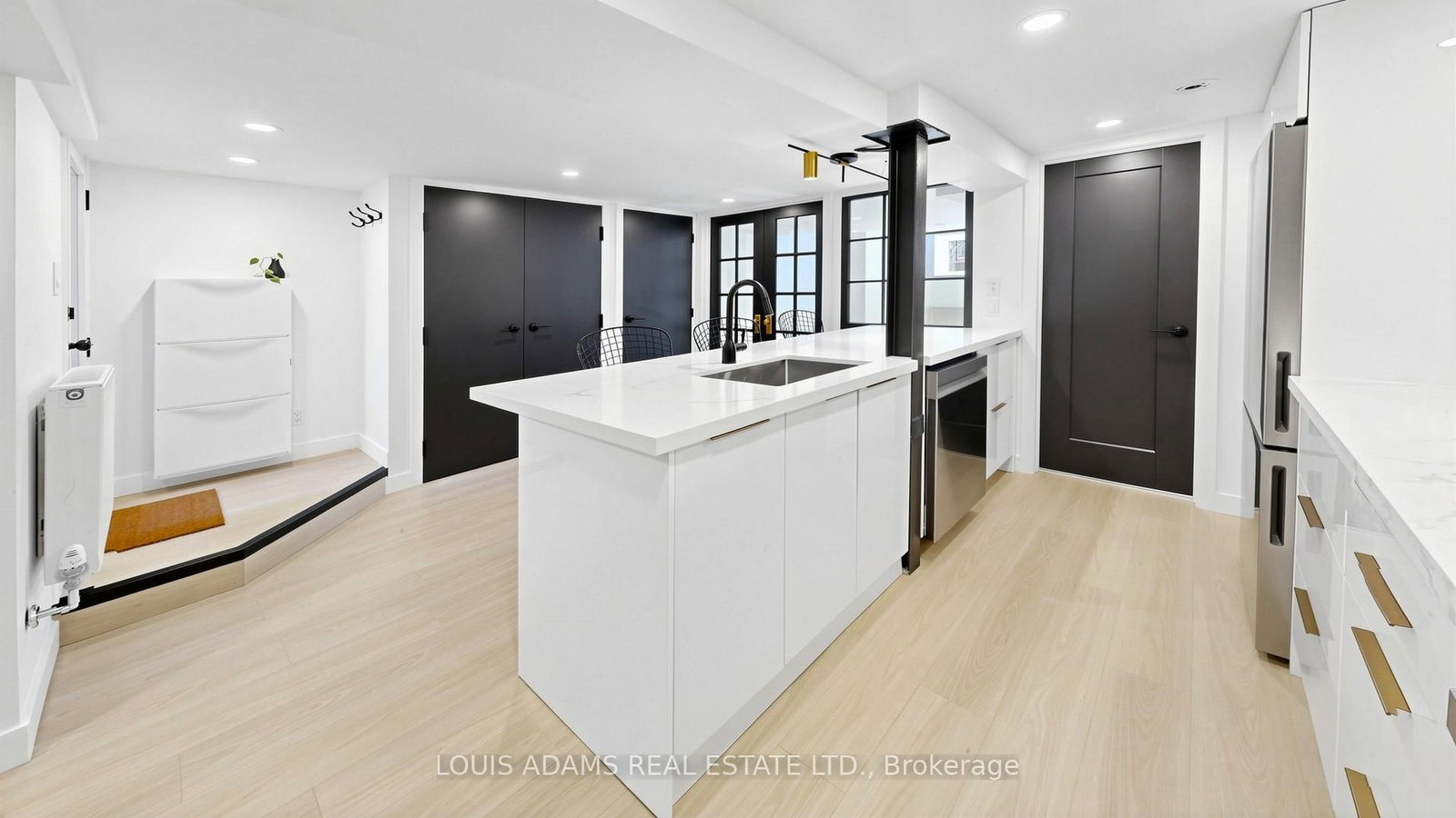 363 Dovercourt Road - Photo 5