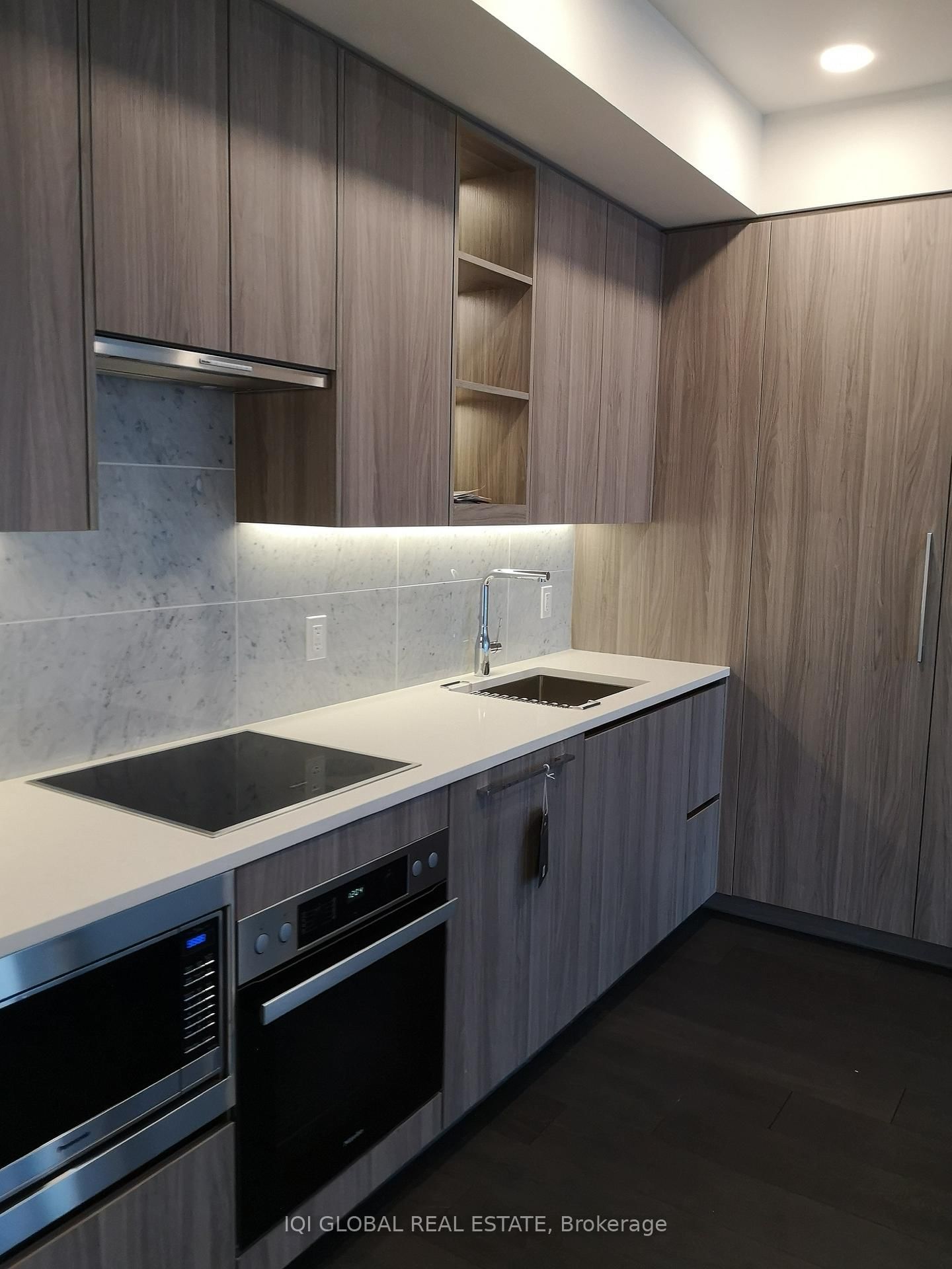 95 Mcmahon Drive, Unit 2706 - Photo 6