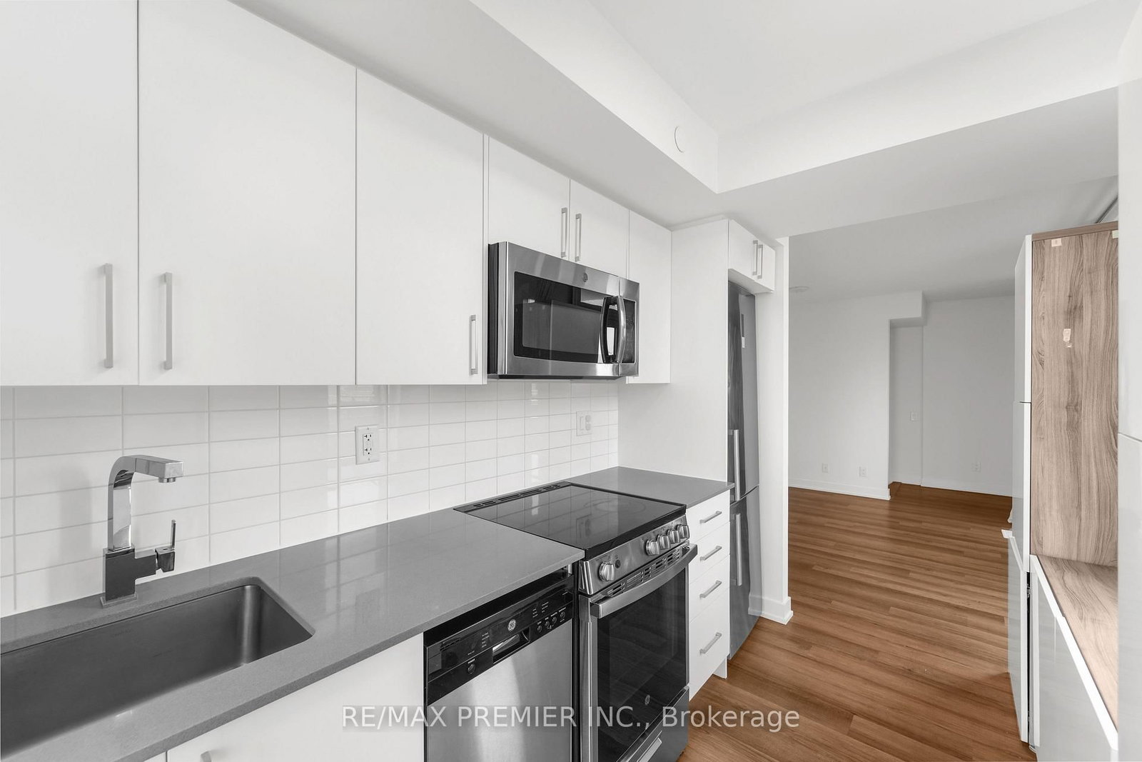 38 Monte Kwinter Court, Unit 102 - Photo 13