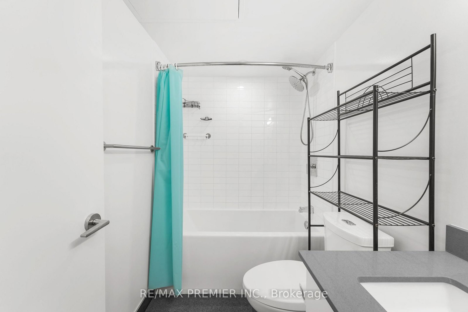 38 Monte Kwinter Court, Unit 102 - Photo 21