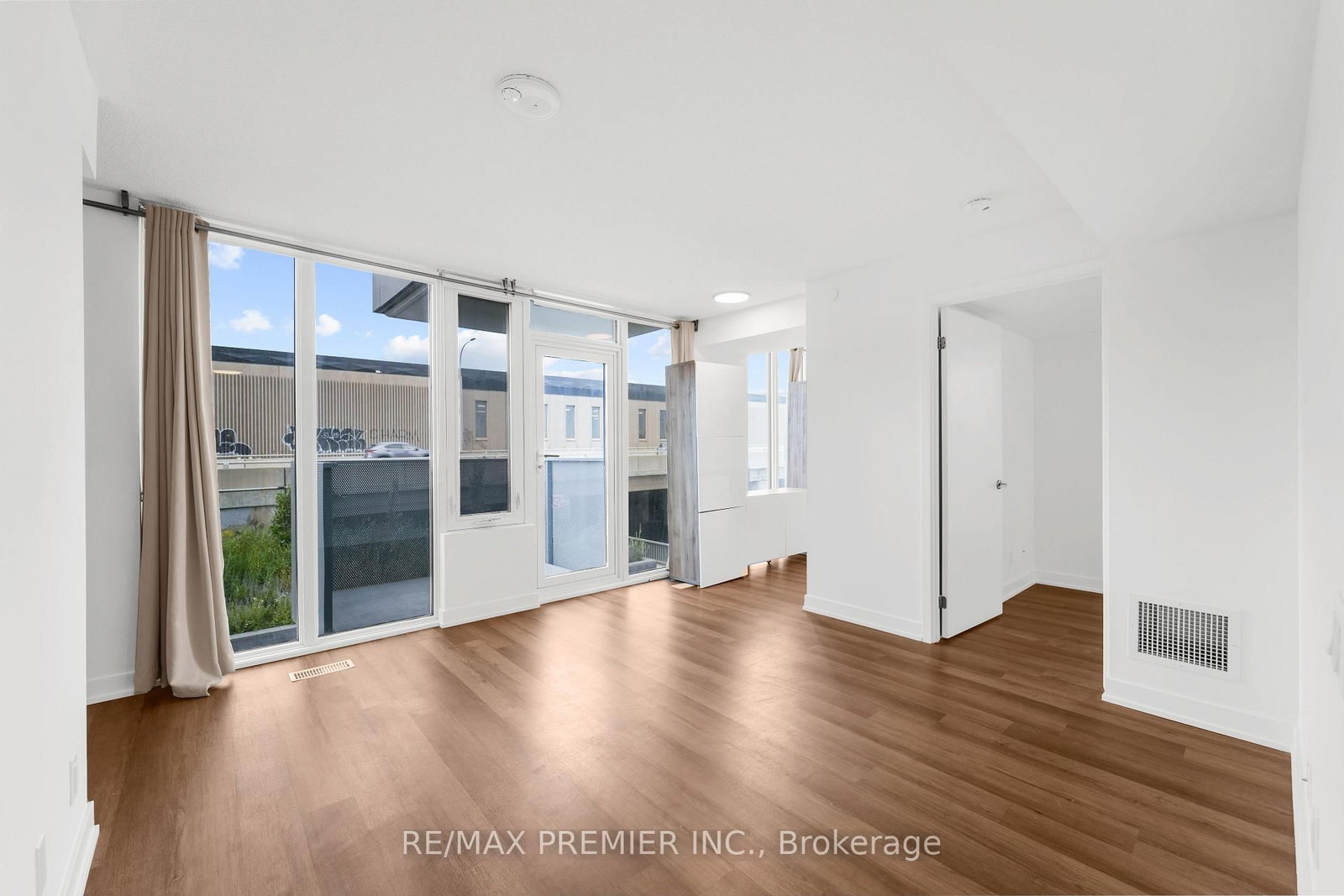 38 Monte Kwinter Court, Unit 102 - Photo 9