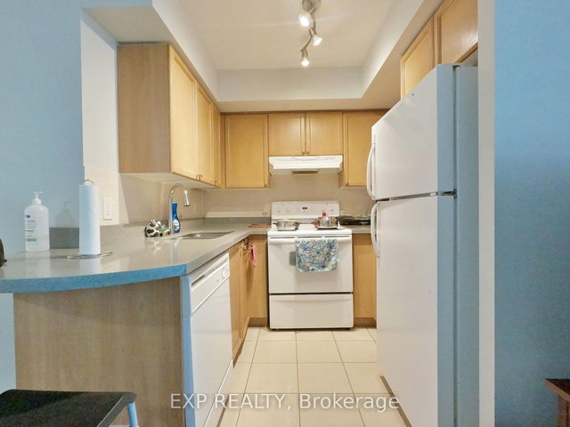 1803 - 17 Barberry Place