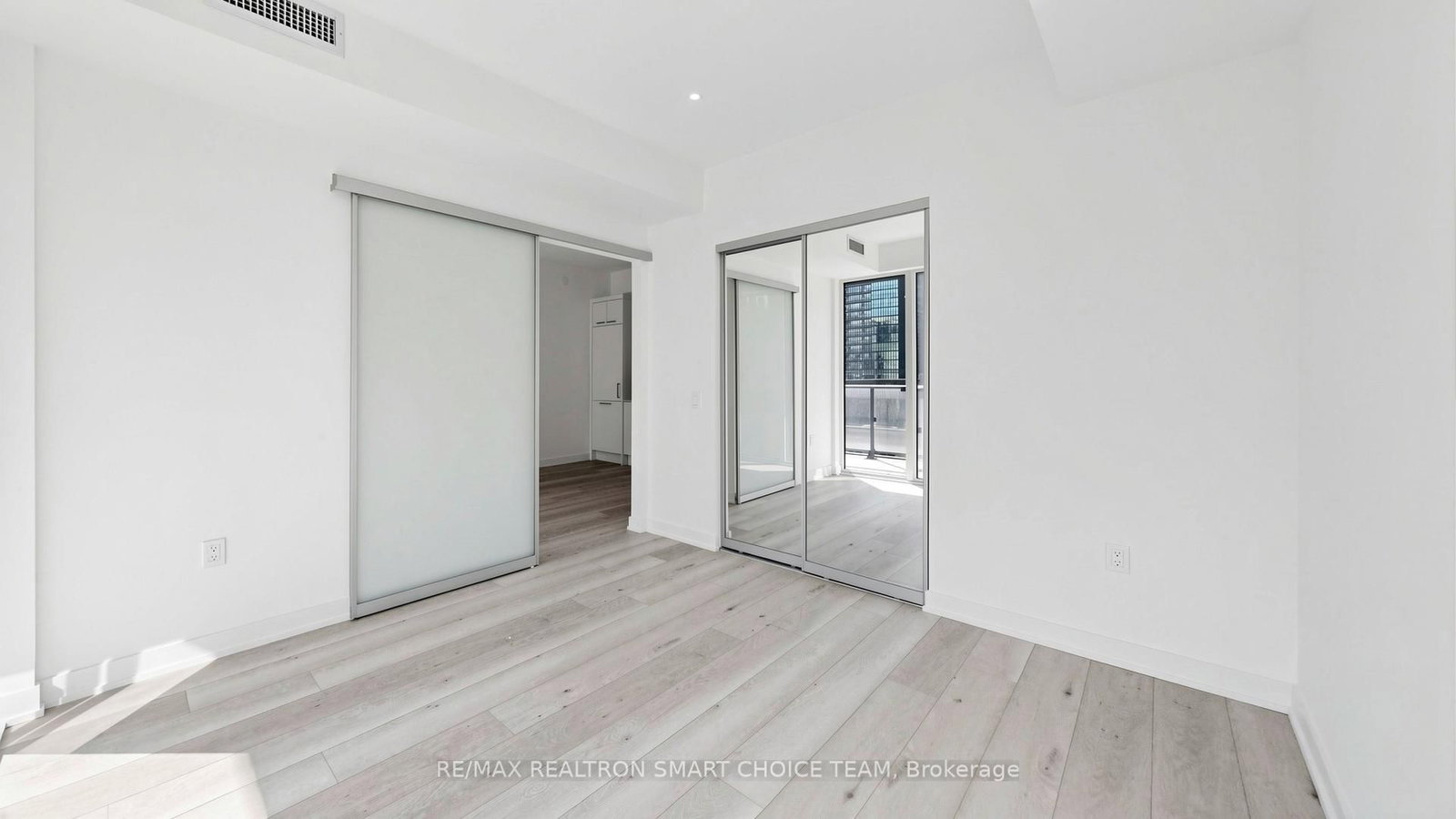 634 Church Street, Unit 806 - Photo 18