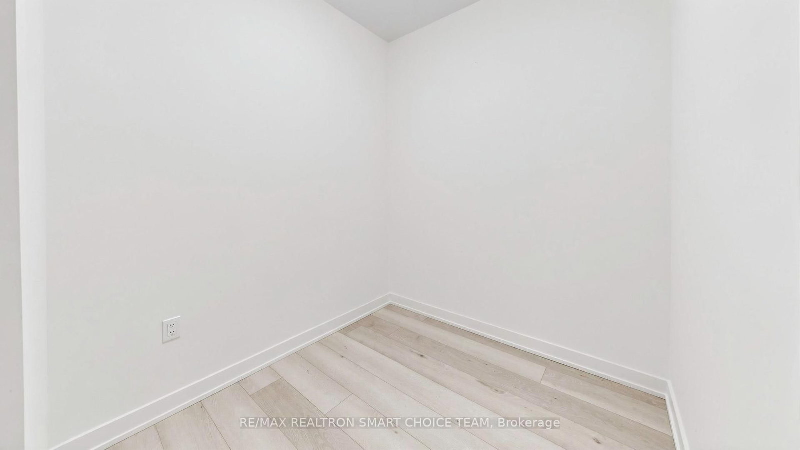 634 Church Street, Unit 806 - Photo 25