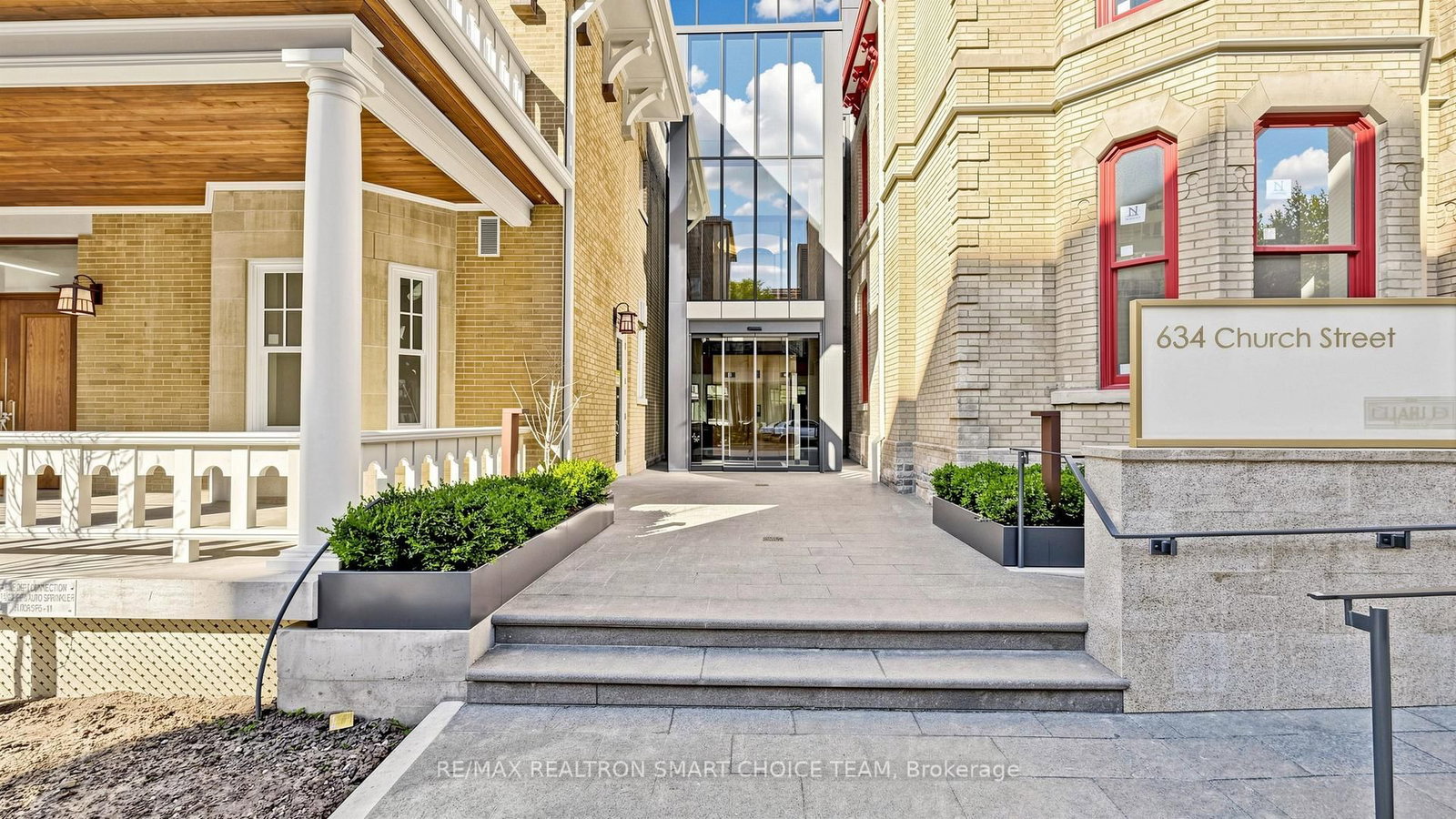 634 Church Street, Unit 806 - Photo 3