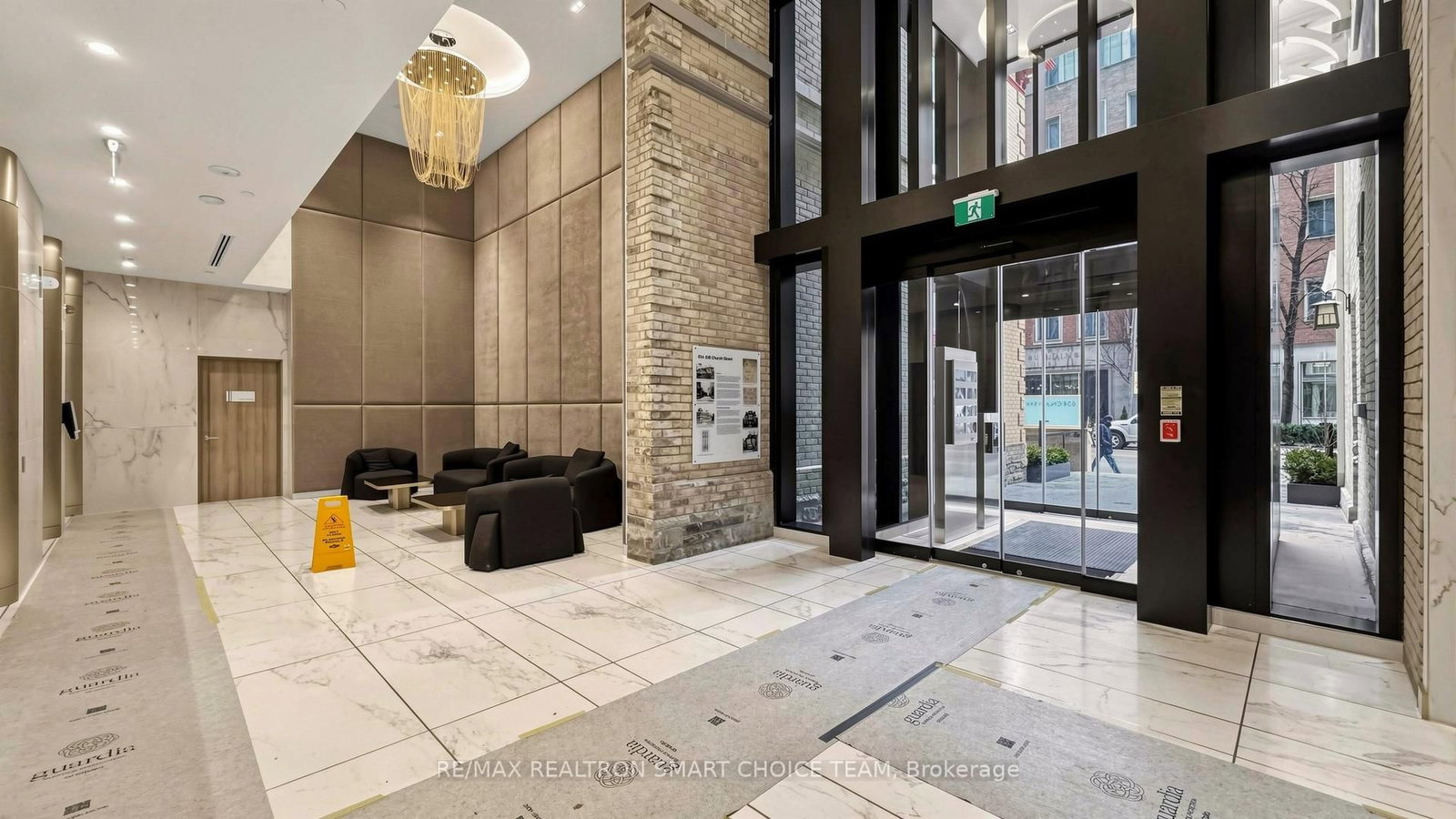 634 Church Street, Unit 806 - Photo 4