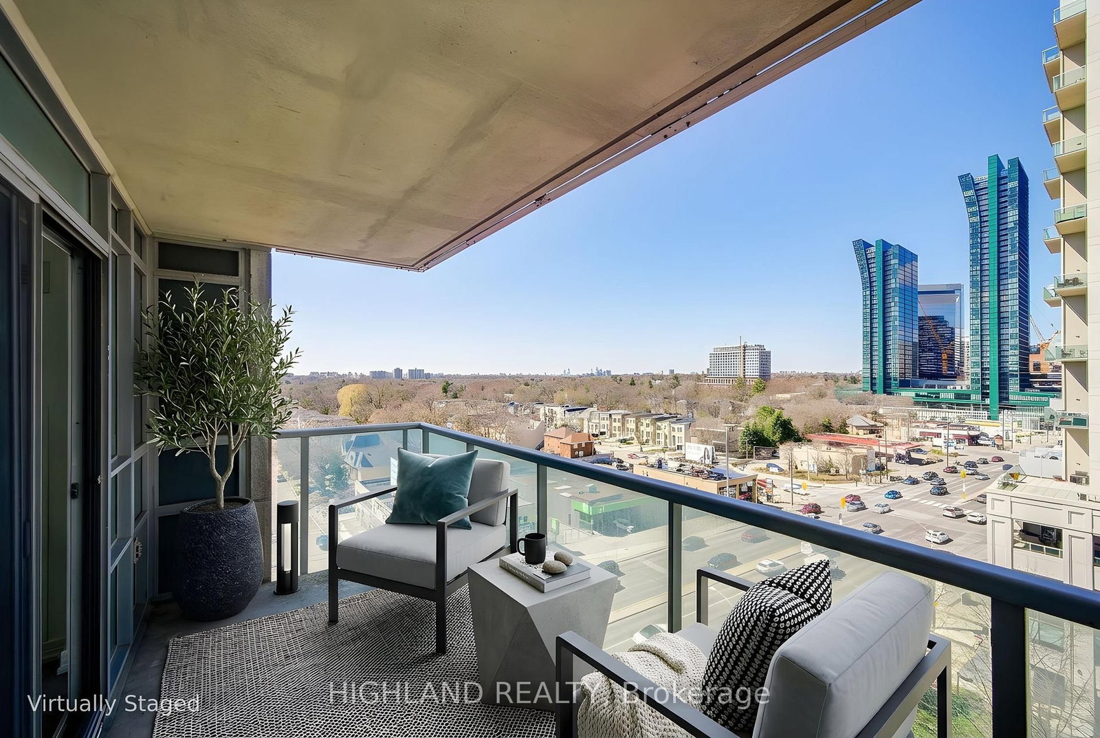 18 Harrison Garden Boulevard, Unit 1002 - Photo 2