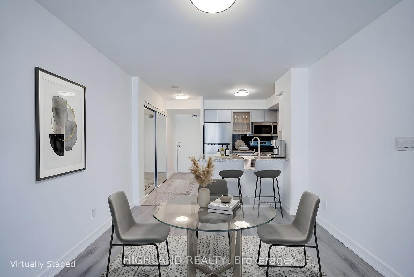 18 Harrison Garden Boulevard, Unit 1002 - Photo 4