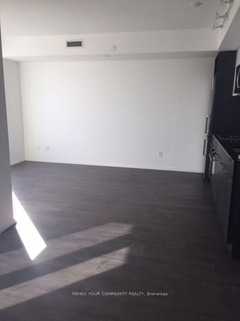 68 Shuter Street, Unit 1803