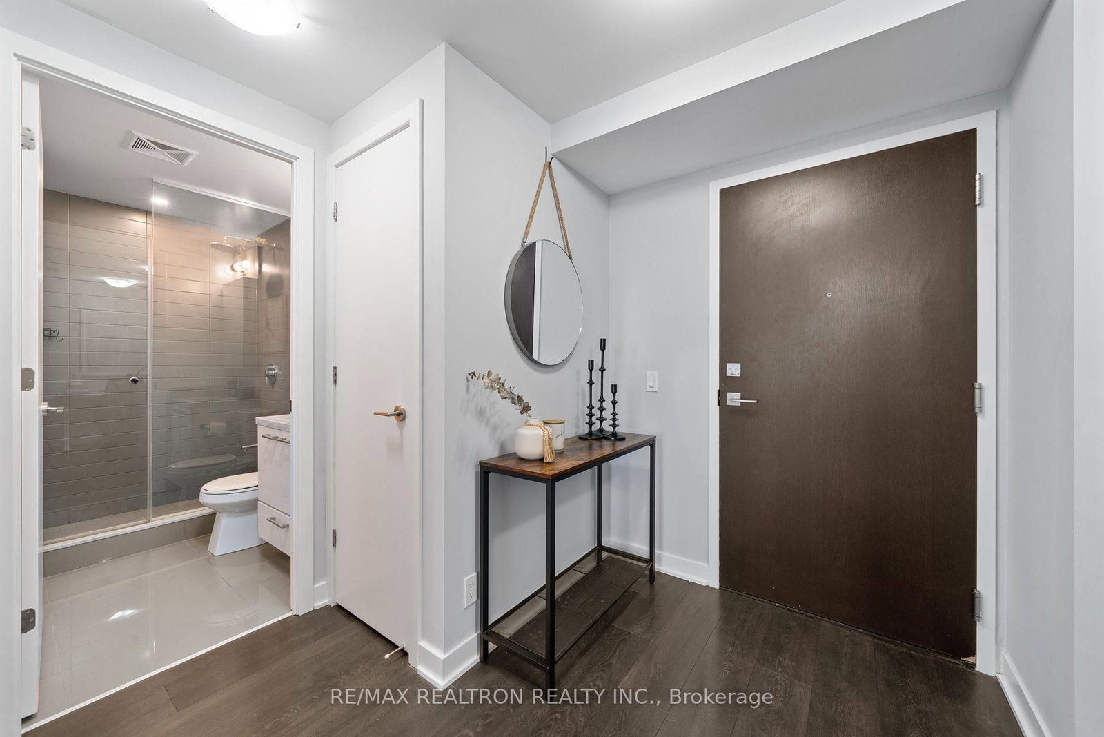 Condo for sale at 4710-2221 Yonge Street, Toronto, Ontario, M4S 2B4 - Mount Pleasant West - MLS: C12993456