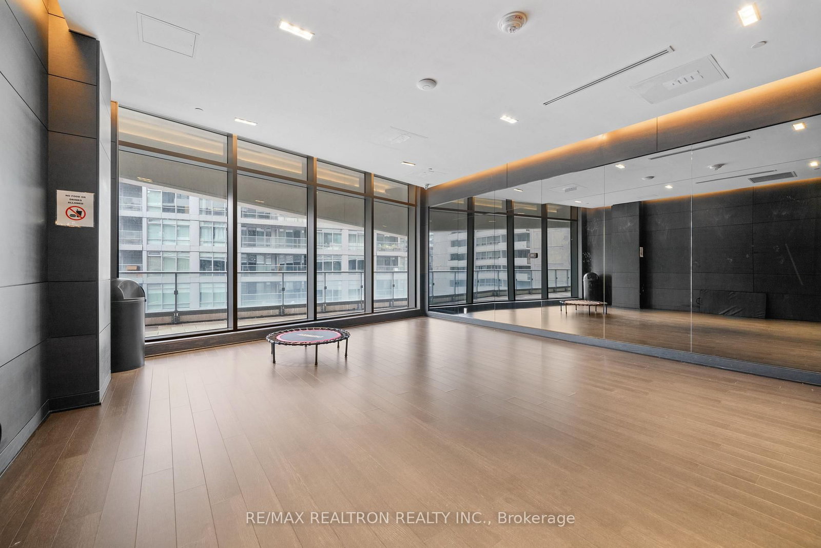 Condo for sale at 4710-2221 Yonge Street, Toronto, Ontario, M4S 2B4 - Mount Pleasant West - MLS: C12993456