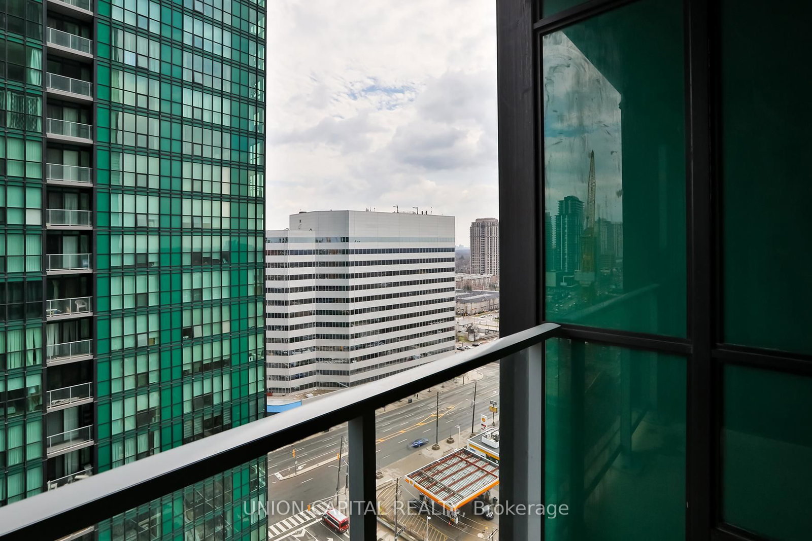 11 Bogert Avenue, Unit 1701 - Photo 23