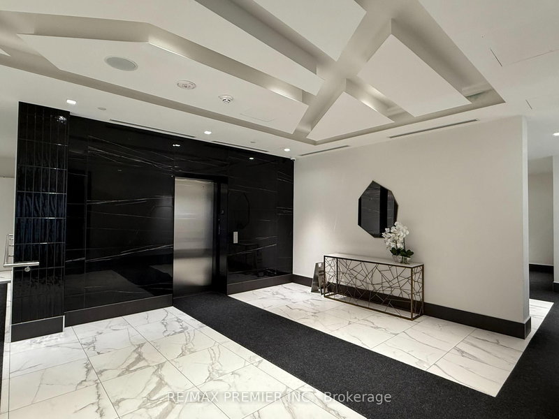 715 - 50 Dunfield Ave, Toronto, M4S 0E3 | Image 3