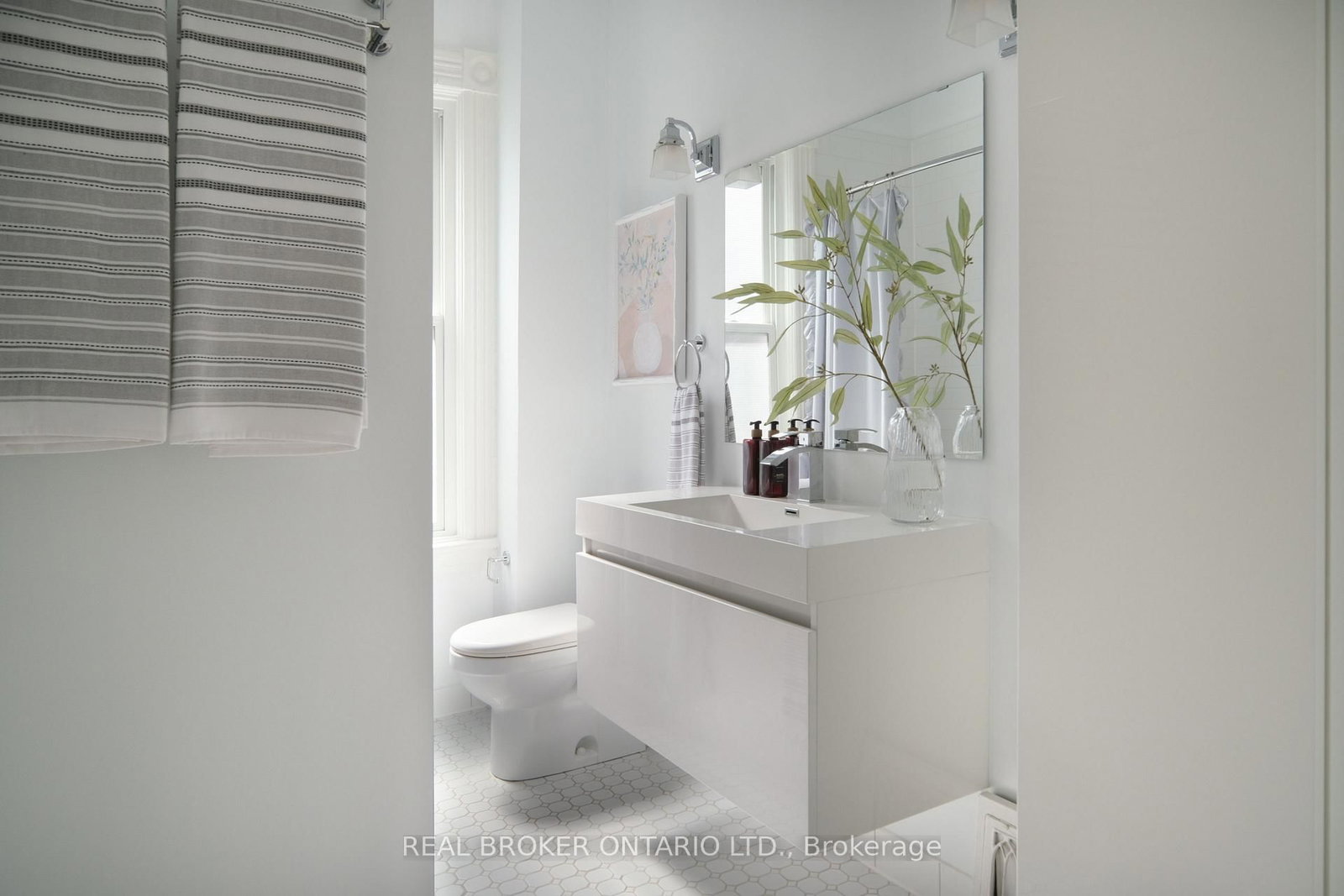 Detached House for sale at 298 Berkeley Street, Toronto, Ontario, M5A 2X5 - Moss Park - MLS: C12993502