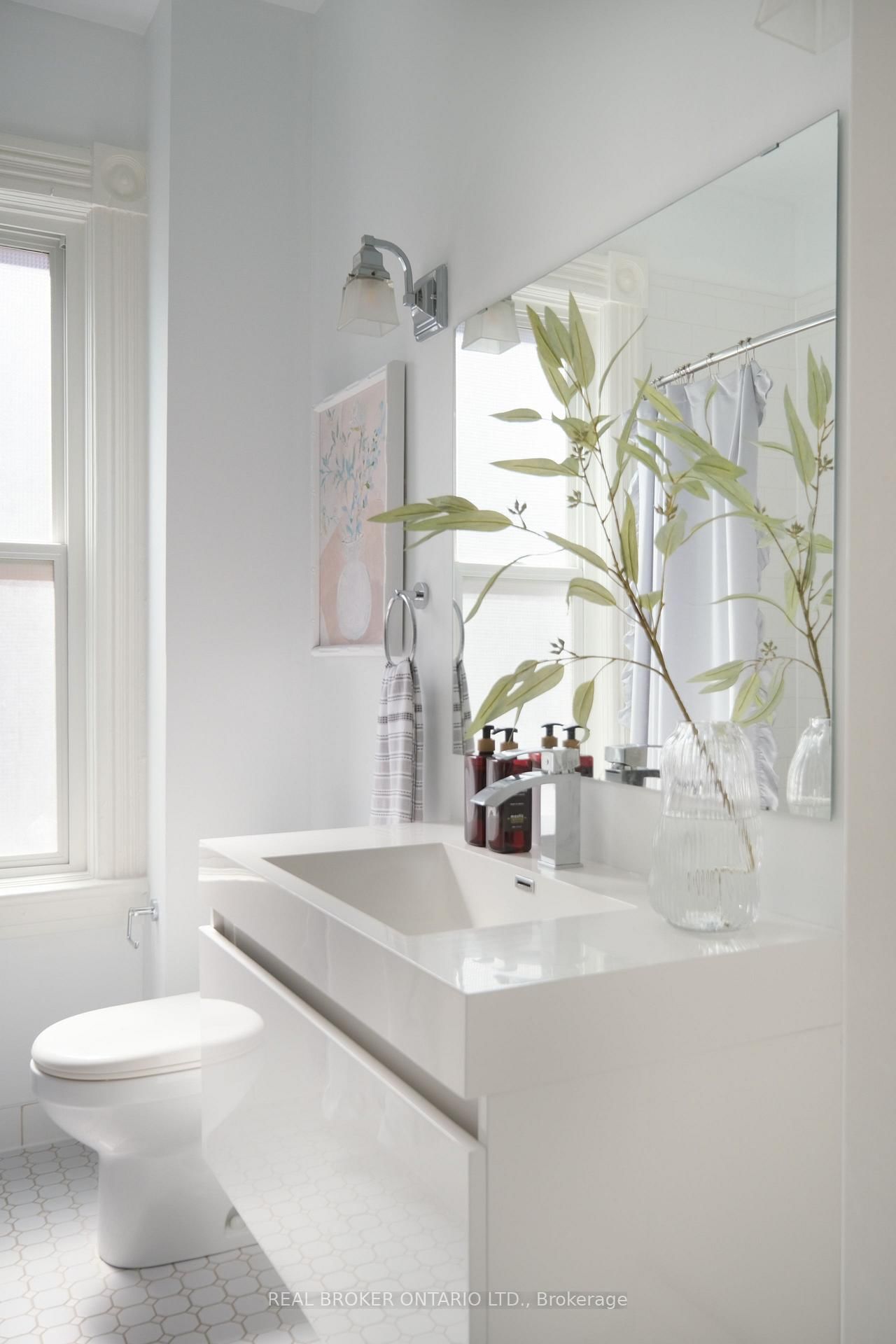 Detached House for sale at 298 Berkeley Street, Toronto, Ontario, M5A 2X5 - Moss Park - MLS: C12993502