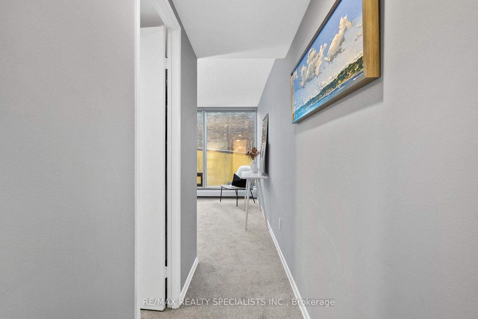 30 Wellington Street E, Unit 404 - Photo 33