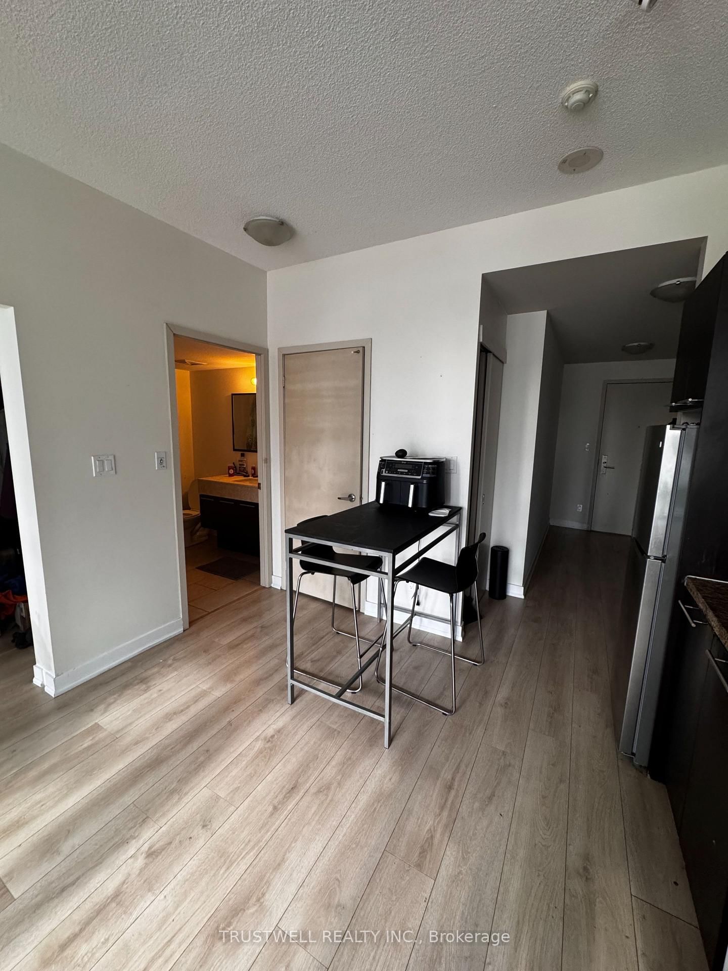 126 Simcoe Street, Unit 1109 - Photo 3