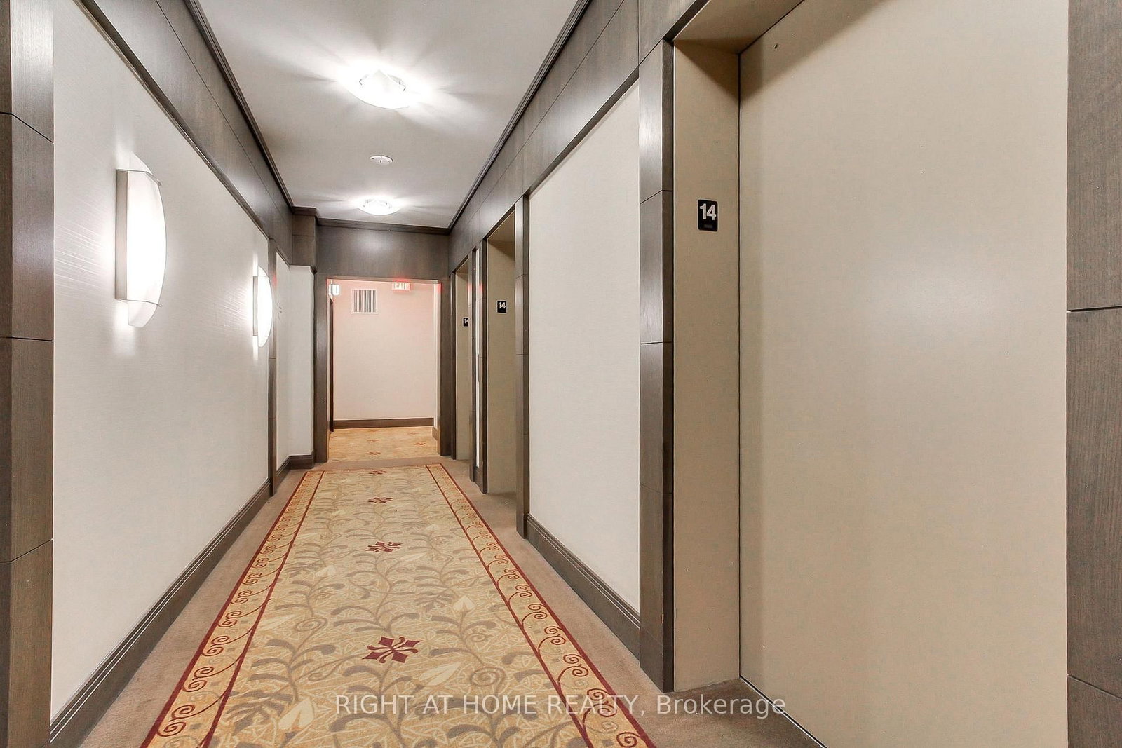 28 Linden Street • #1405 • Toronto, ON photo 13