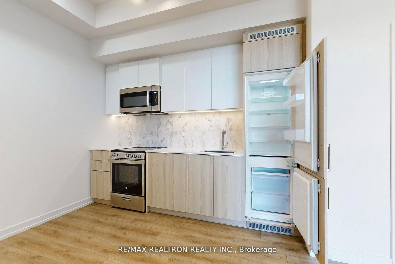 500 Dupont Street, Unit 301 - Photo 14