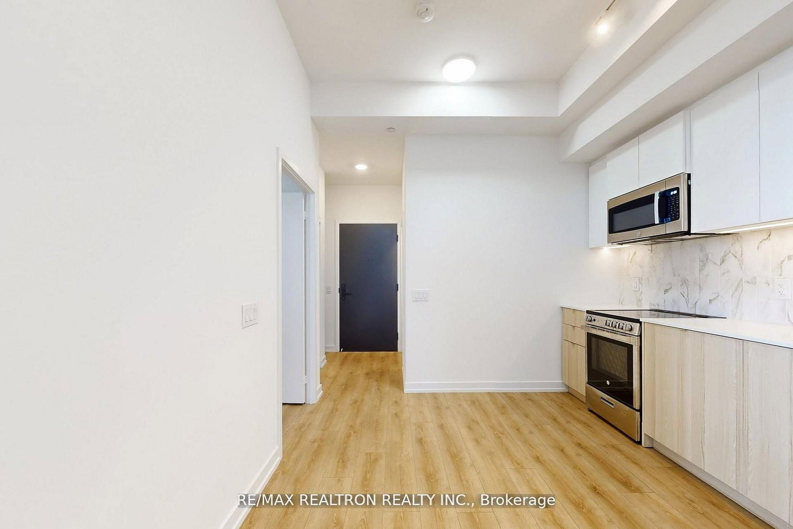 500 Dupont Street, Unit 301 - Photo 19