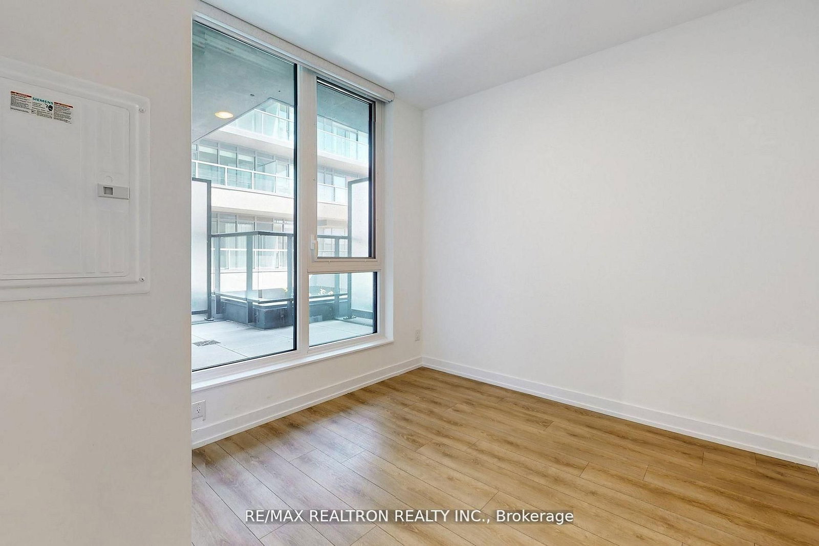 500 Dupont Street, Unit 301 - Photo 32