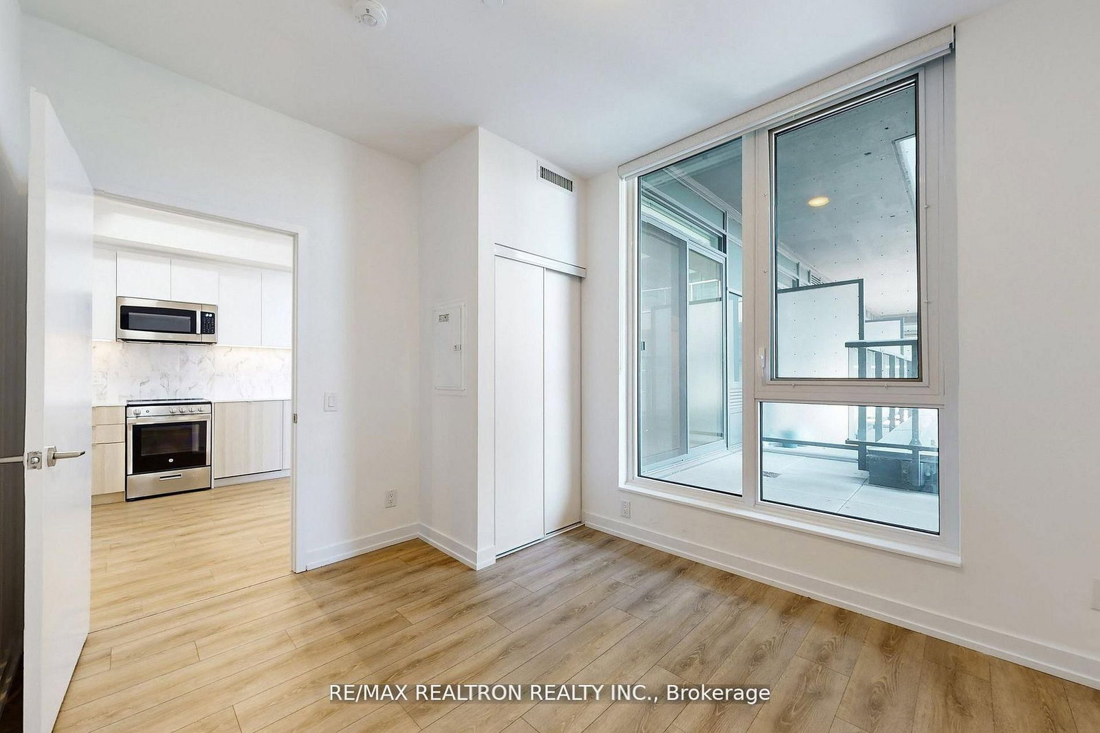 500 Dupont Street, Unit 301 - Photo 35