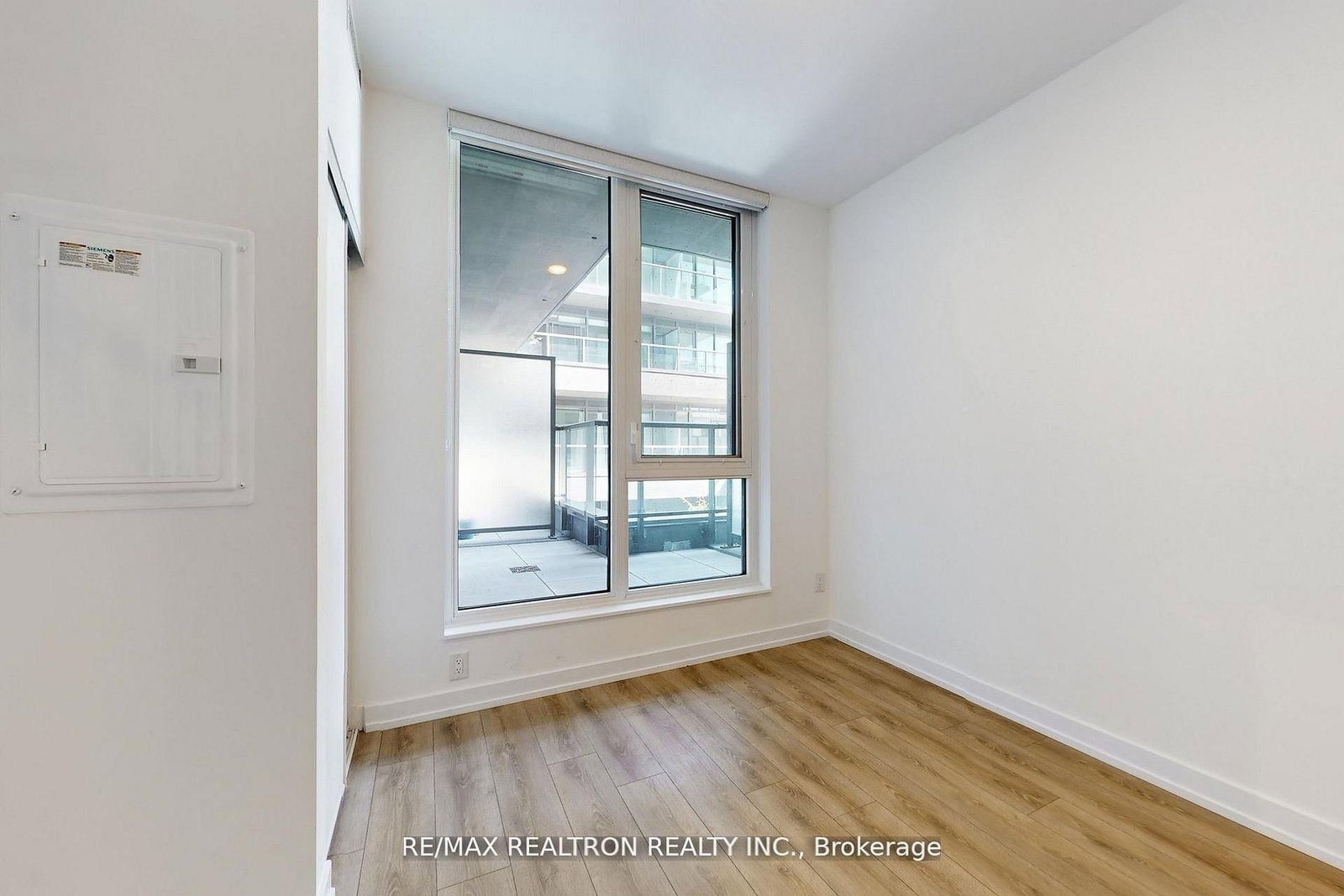 500 Dupont Street, Unit 301 - Photo 36