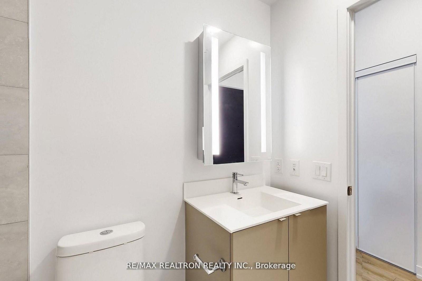 500 Dupont Street, Unit 301 - Photo 39