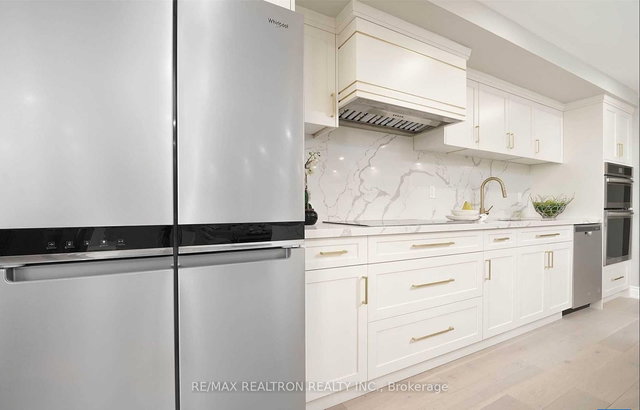 502 - 85 Skymark Drive