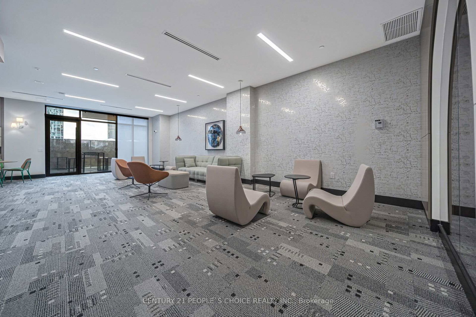 35 Tubman Avenue, Unit 323 - Photo 13