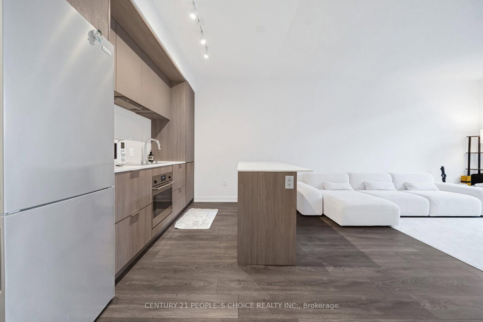 35 Tubman Avenue, Unit 323 - Photo 19