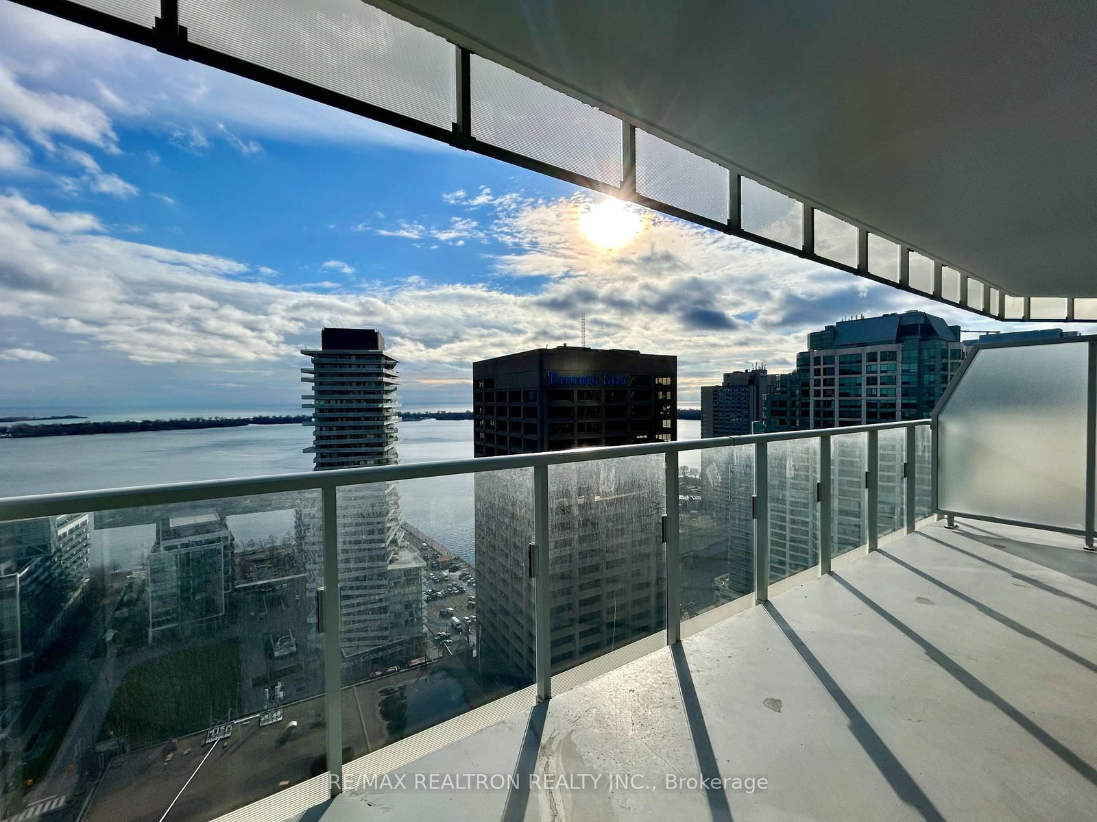 28 Freeland Street, Unit 2801 - Photo 17