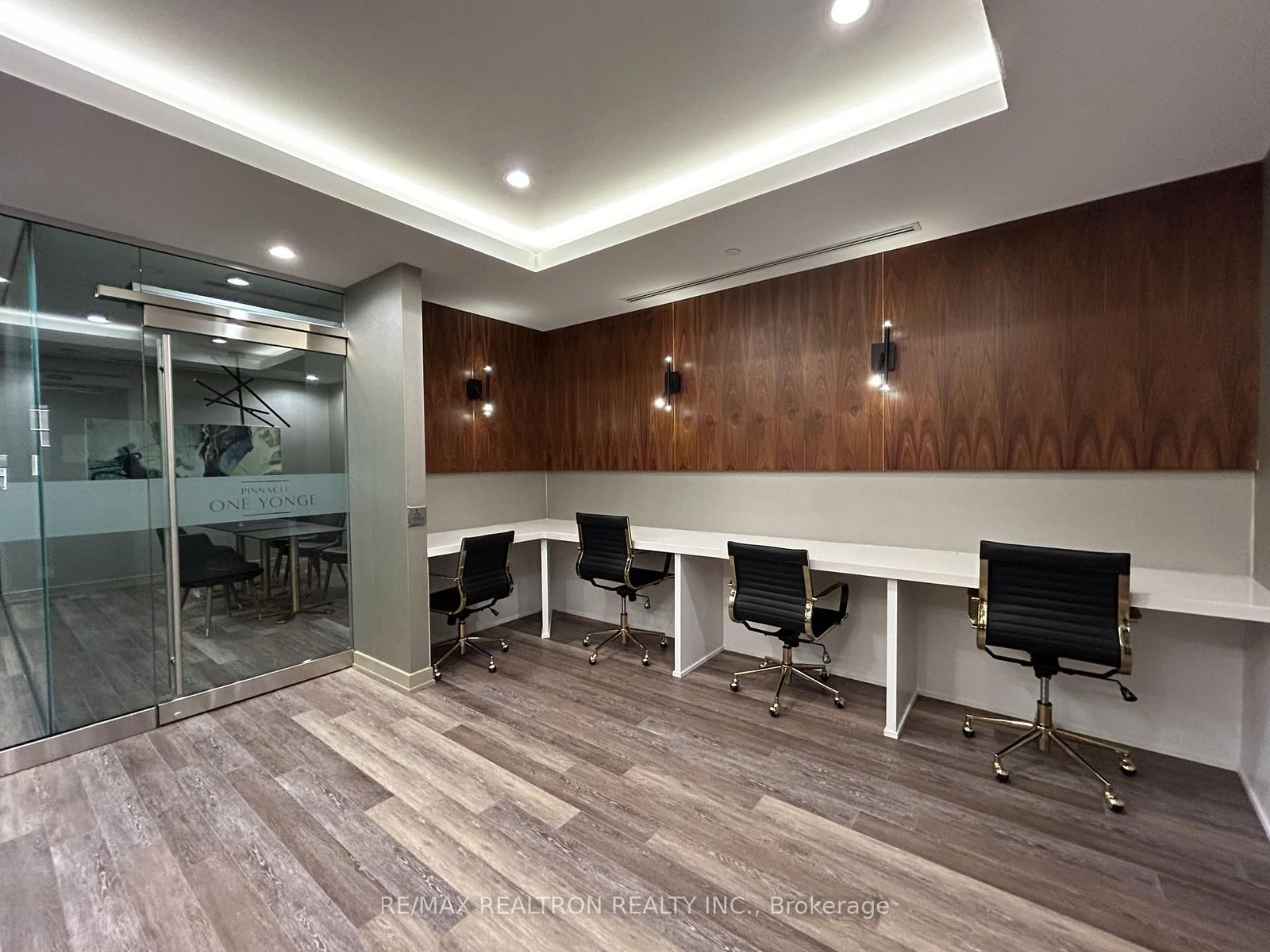 28 Freeland Street, Unit 2801 - Photo 21