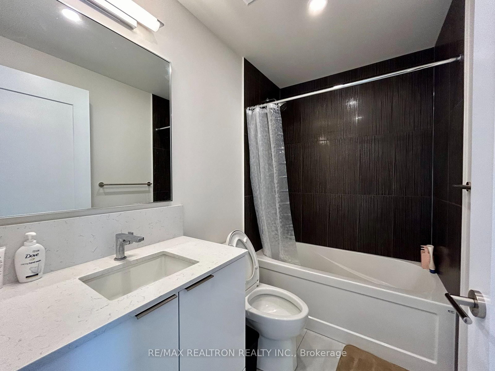 28 Freeland Street, Unit 2801 - Photo 9