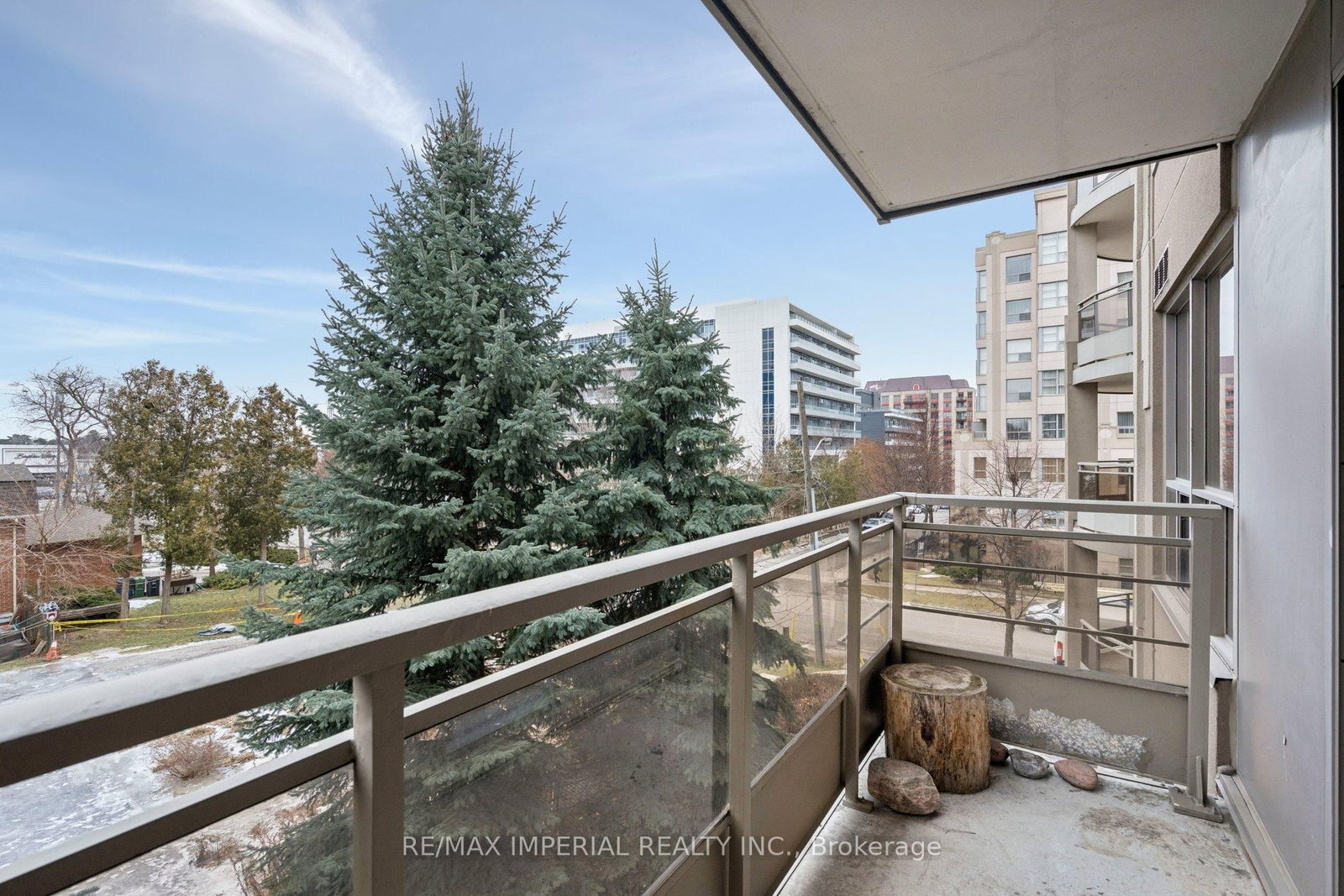 19 Barberry Place, Unit 307 - Photo 11