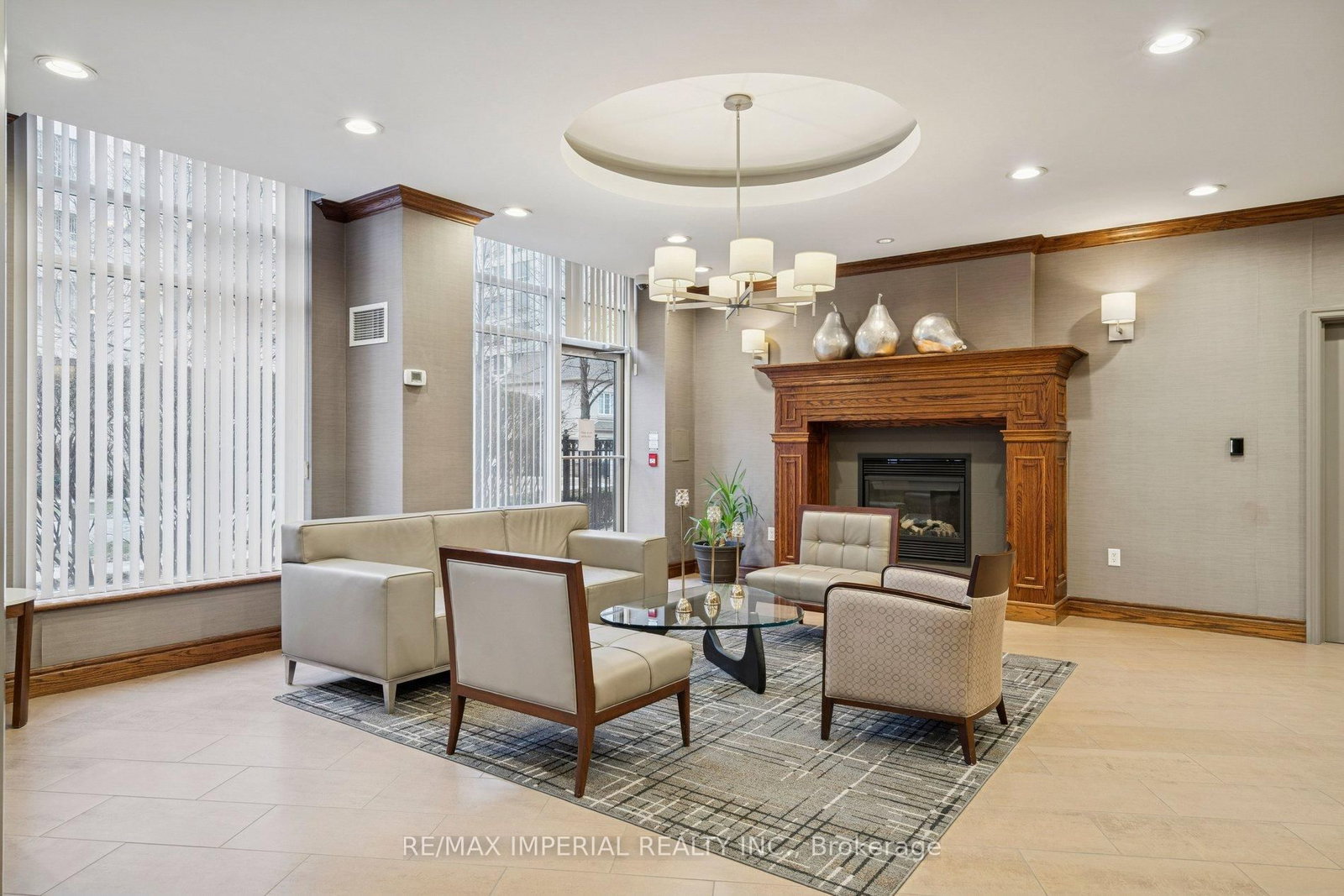 19 Barberry Place, Unit 307 - Photo 5