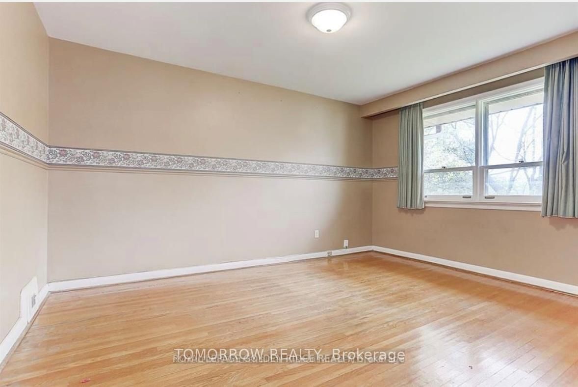 Detached House for lease at 19 Morewood Crescent, Toronto, Ontario, M2K 1L8 - Bayview Village - MLS: C12993970