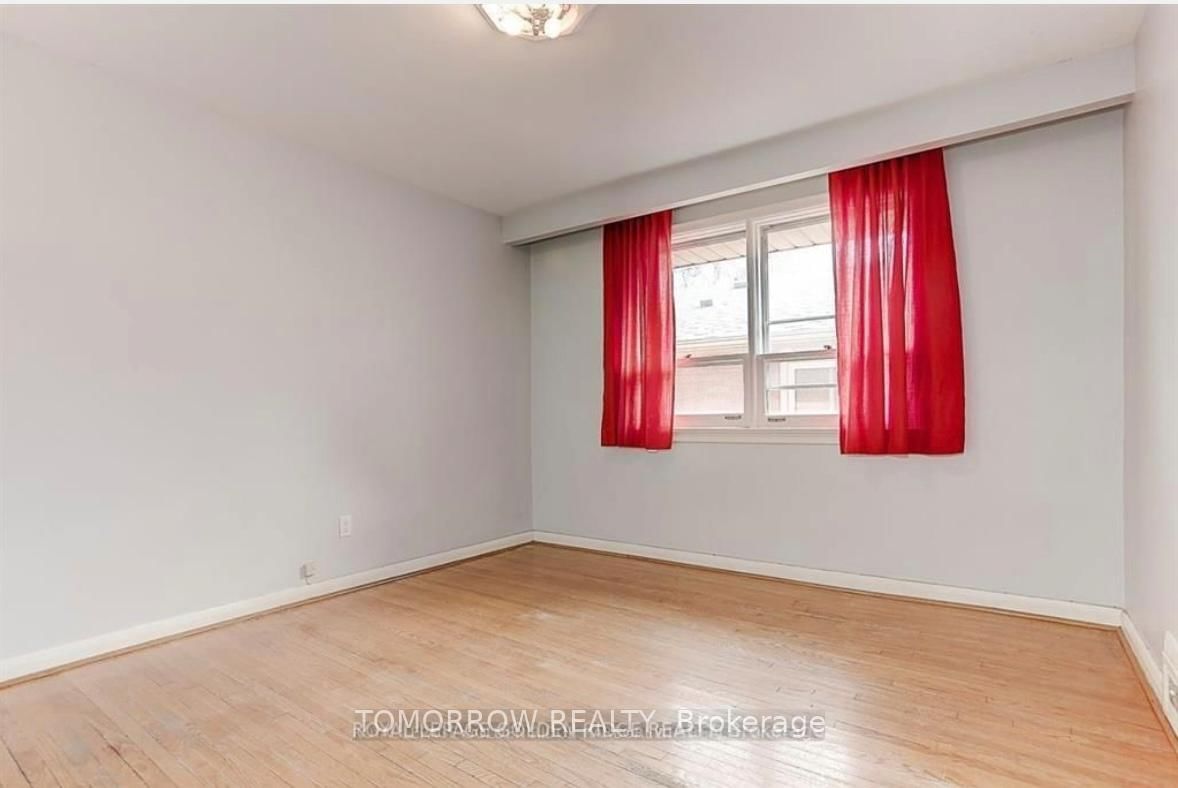 Detached House for lease at 19 Morewood Crescent, Toronto, Ontario, M2K 1L8 - Bayview Village - MLS: C12993970