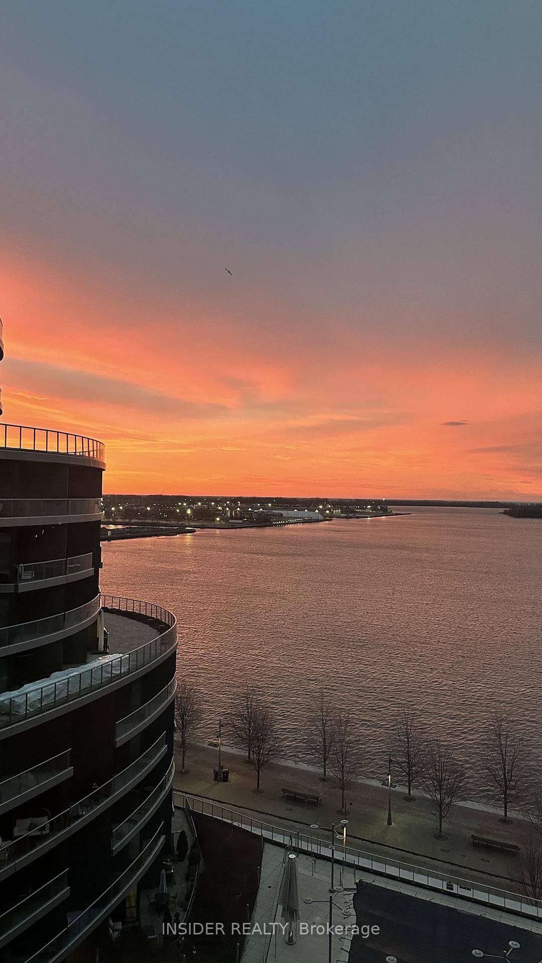 1 Edgewater Drive, Unit PH08 - Photo 12