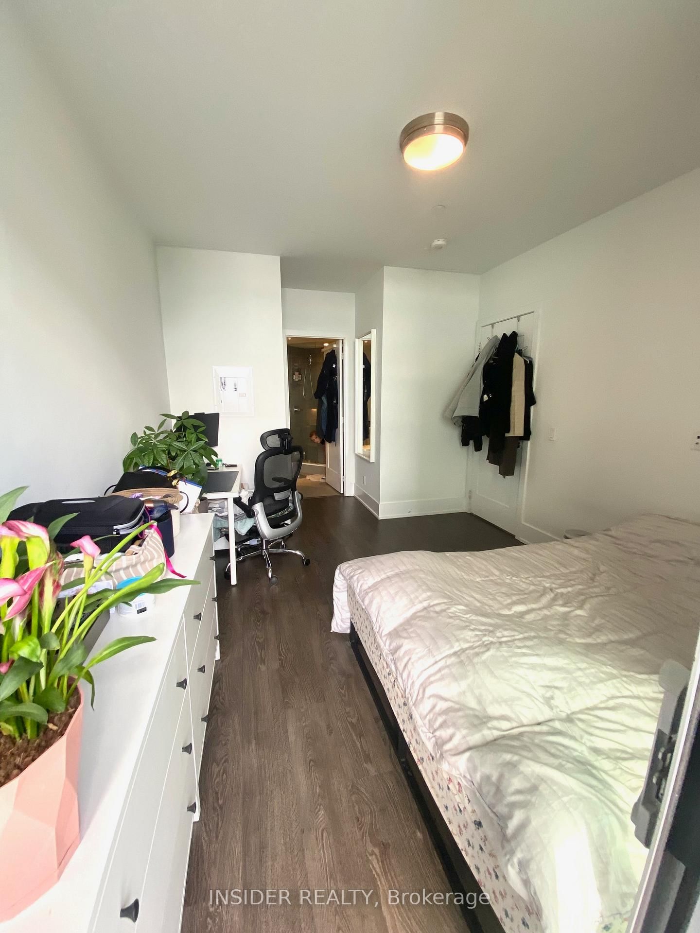 1 Edgewater Drive, Unit PH08 - Photo 16