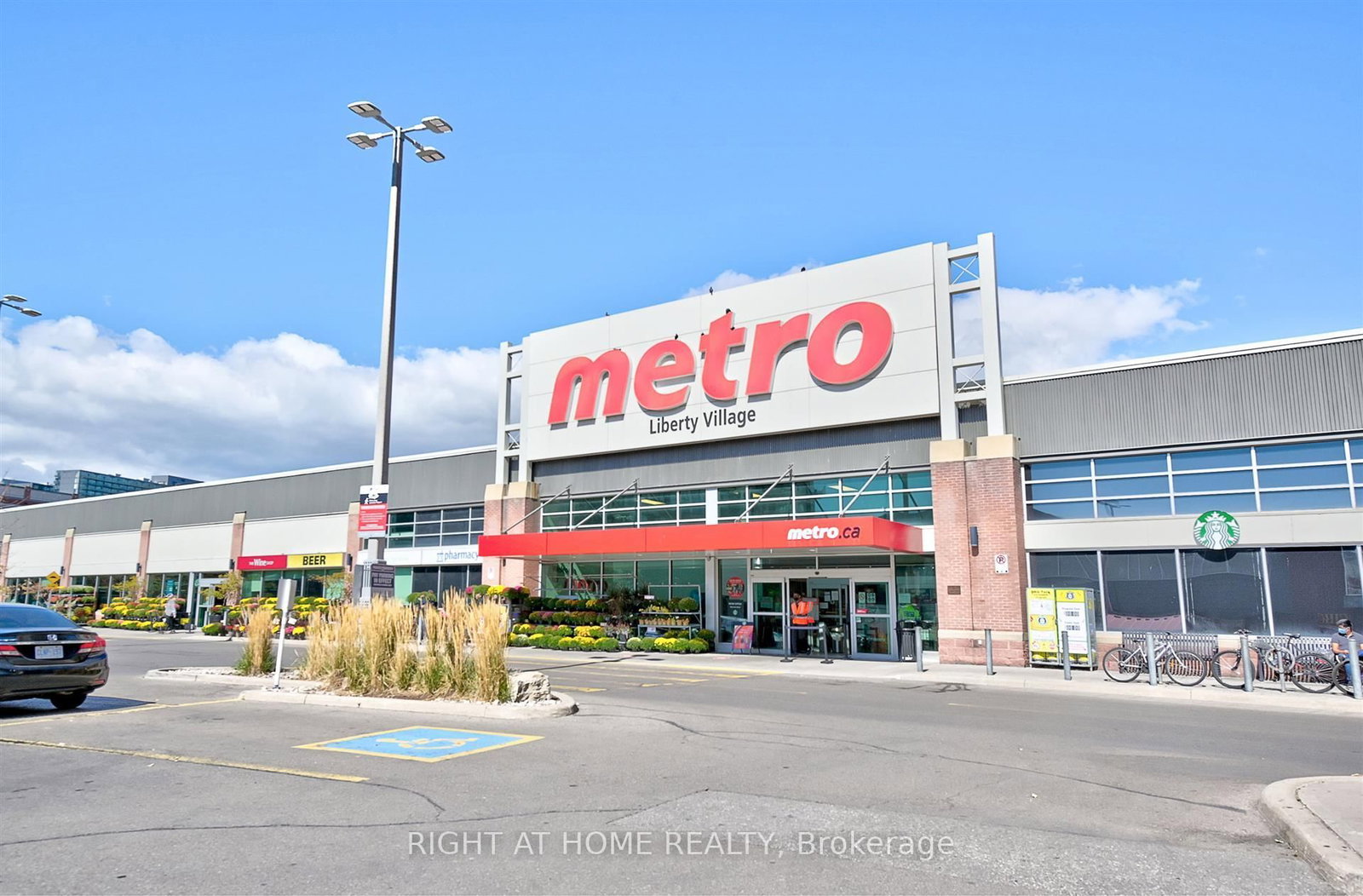 22 Western Battery Road, Unit 109 - Photo 20