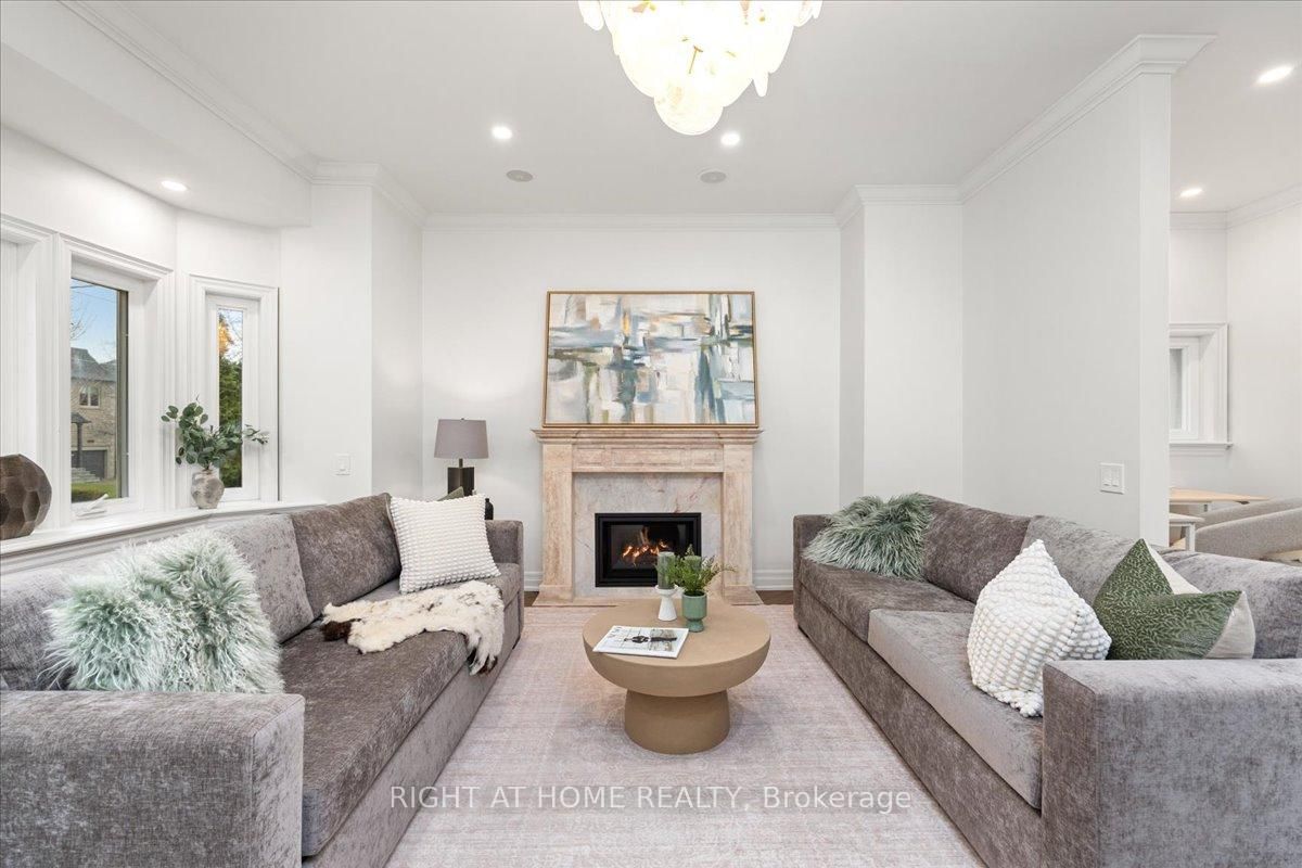 Detached House for sale at 497 Broadway Avenue, Toronto, Ontario, M4G 2R7 - Leaside - MLS: C12994122