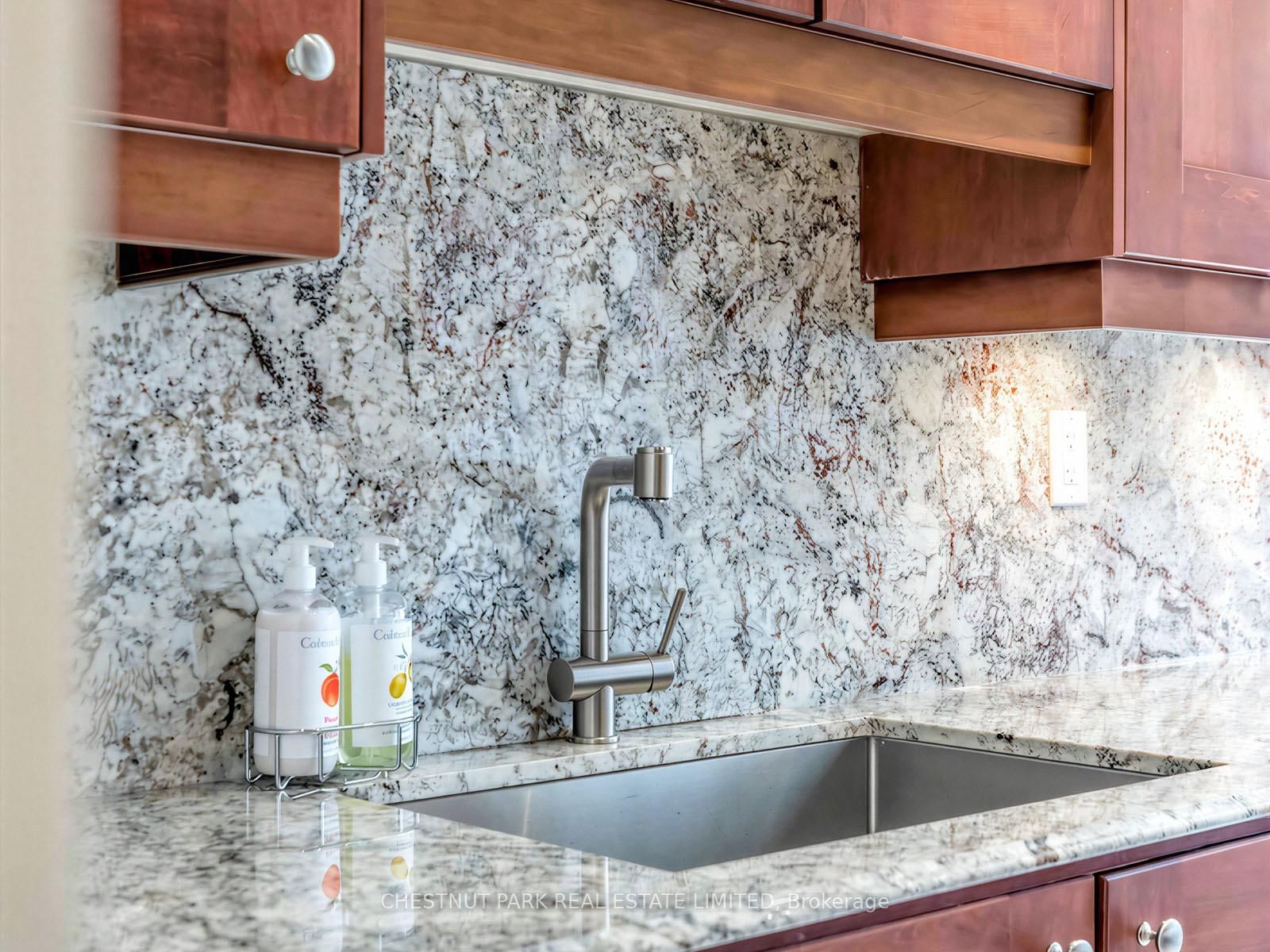 55 Delisle Avenue, Unit 901 - Photo 10