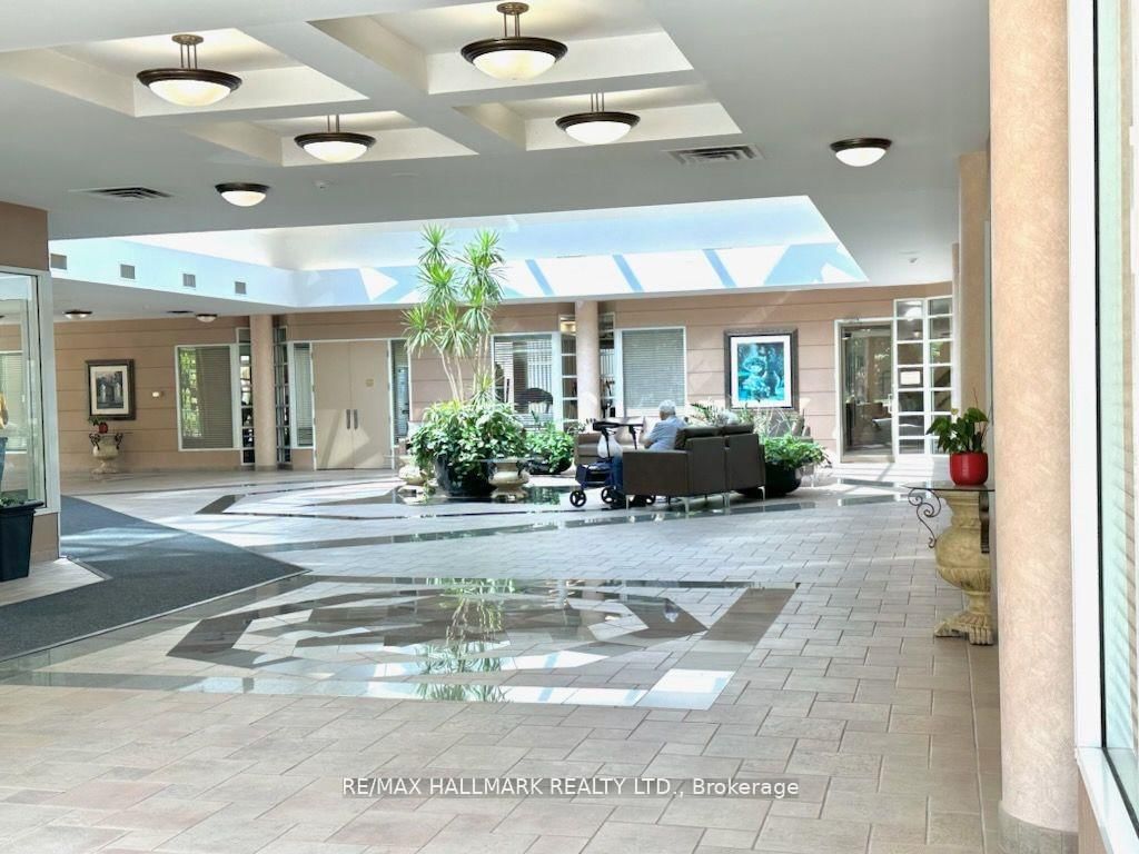 7 Concorde Place, Unit 1110 - Photo 15