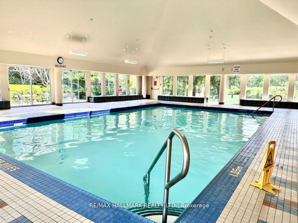 7 Concorde Place, Unit 1110 - Photo 17