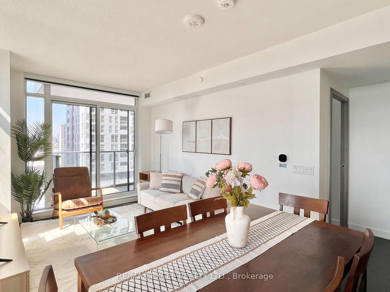 1811 - 38 Widmer St, Toronto, M5V 0P7 | Image 3